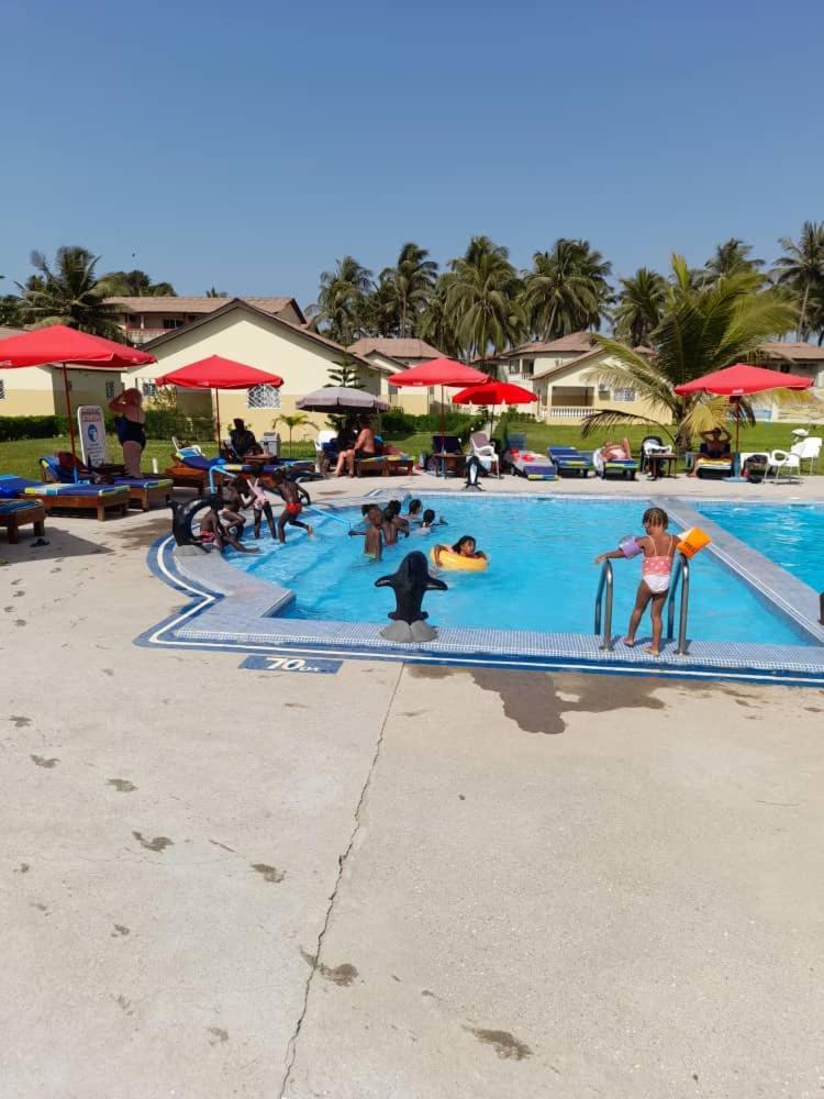 Kunta Kinteh Beach Complex Kotu Eksteriør bilde